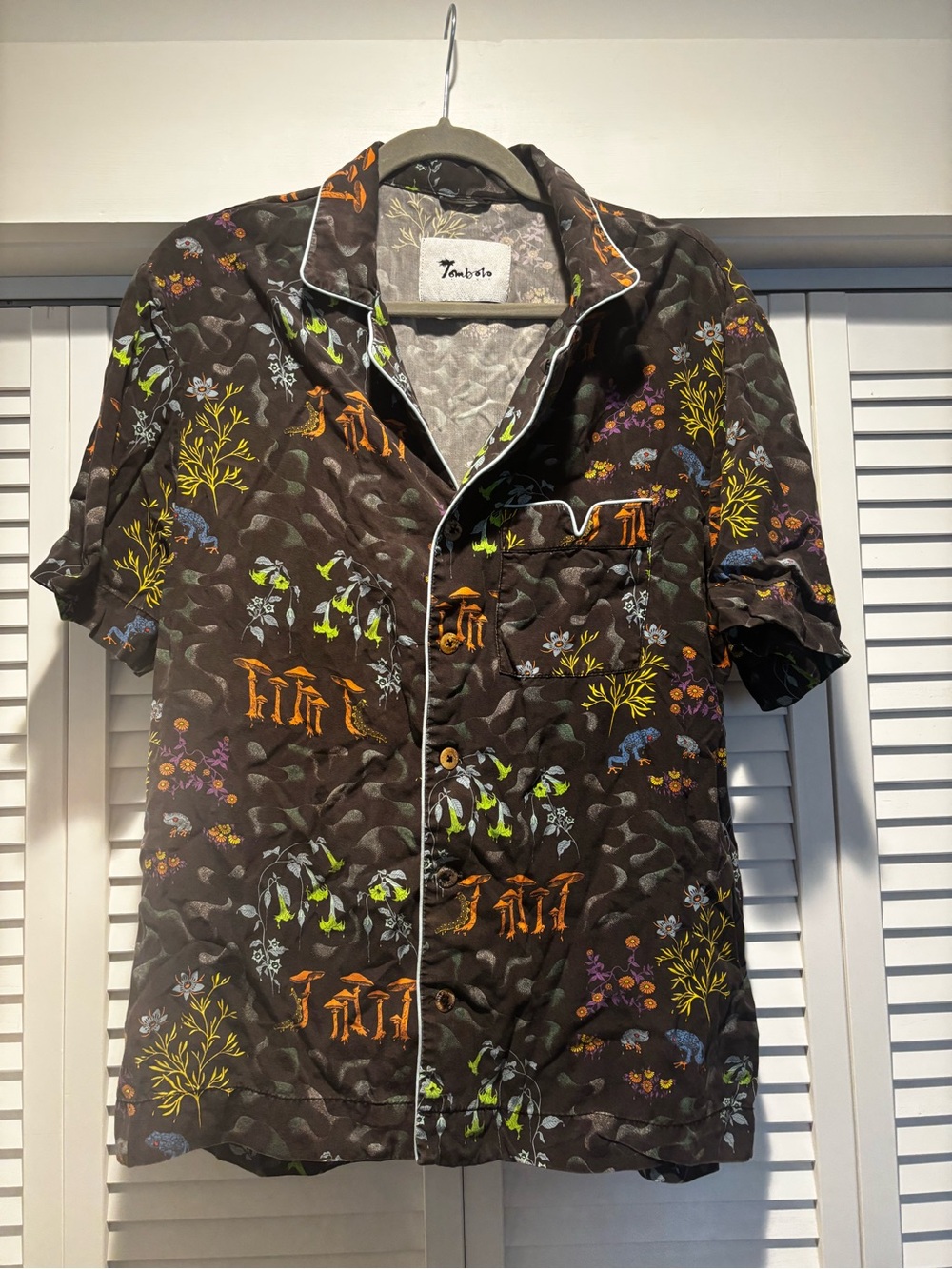Tombolo Psychedelic Mushroom Button-Up Top
